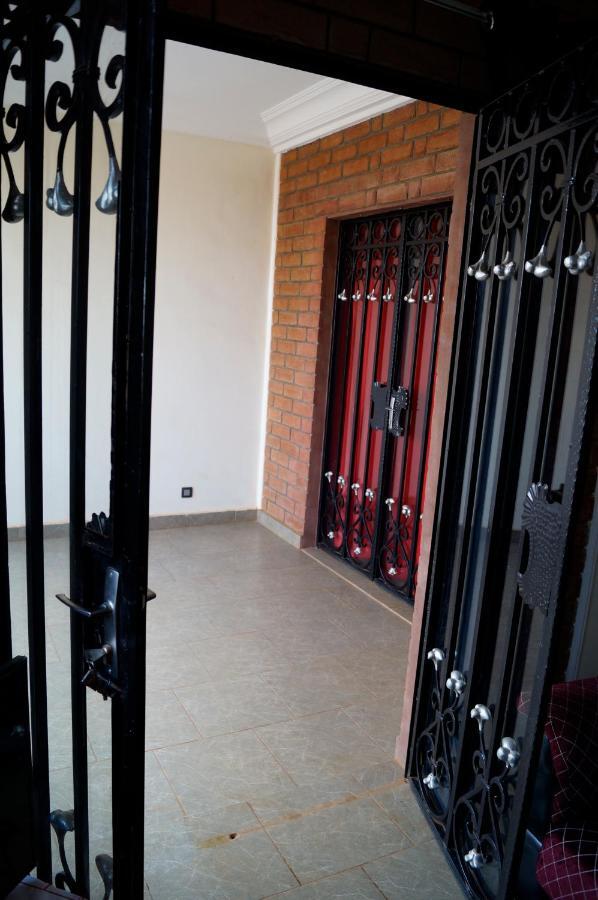 Residence Vicyma 2 P Tout Confort Bafoussam Centre Exteriér fotografie